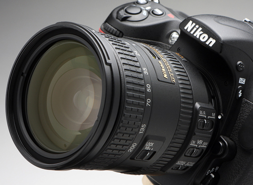 Nikon D7100 18-200 VR II レンズキット